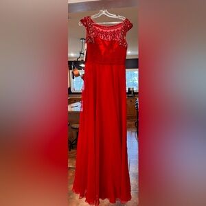 Dave & Johnny Vibrant Red Maxi Skirt